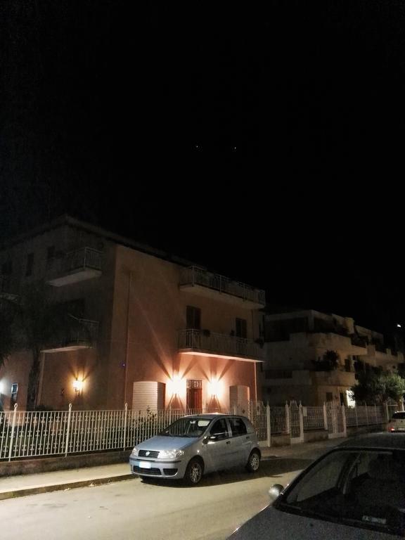 Villalba Castellammare del Golfo Extérieur photo