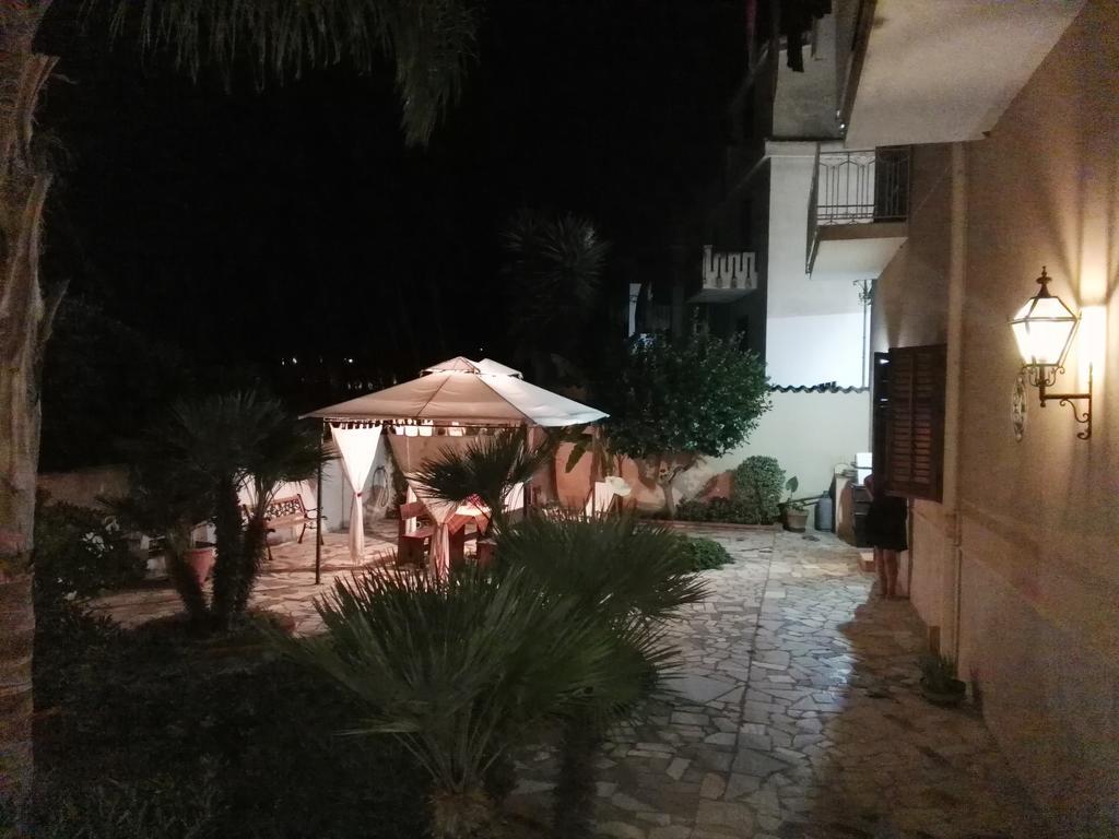 Villalba Castellammare del Golfo Extérieur photo