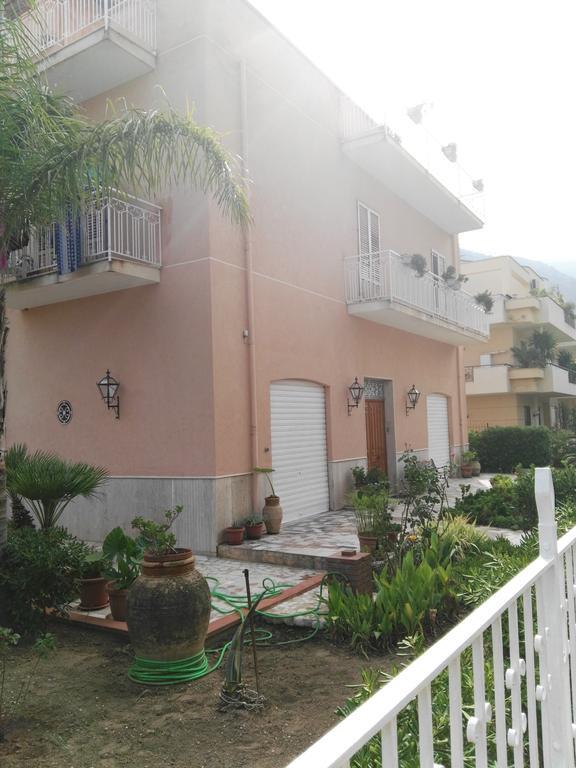 Villalba Castellammare del Golfo Extérieur photo