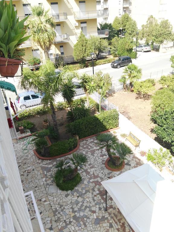 Villalba Castellammare del Golfo Extérieur photo